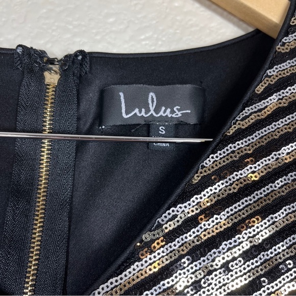 Lulu's Mini Dress Broadway Star Metallic Sequin V-Neck Stripes Women Size Small - Picture 11 of 11